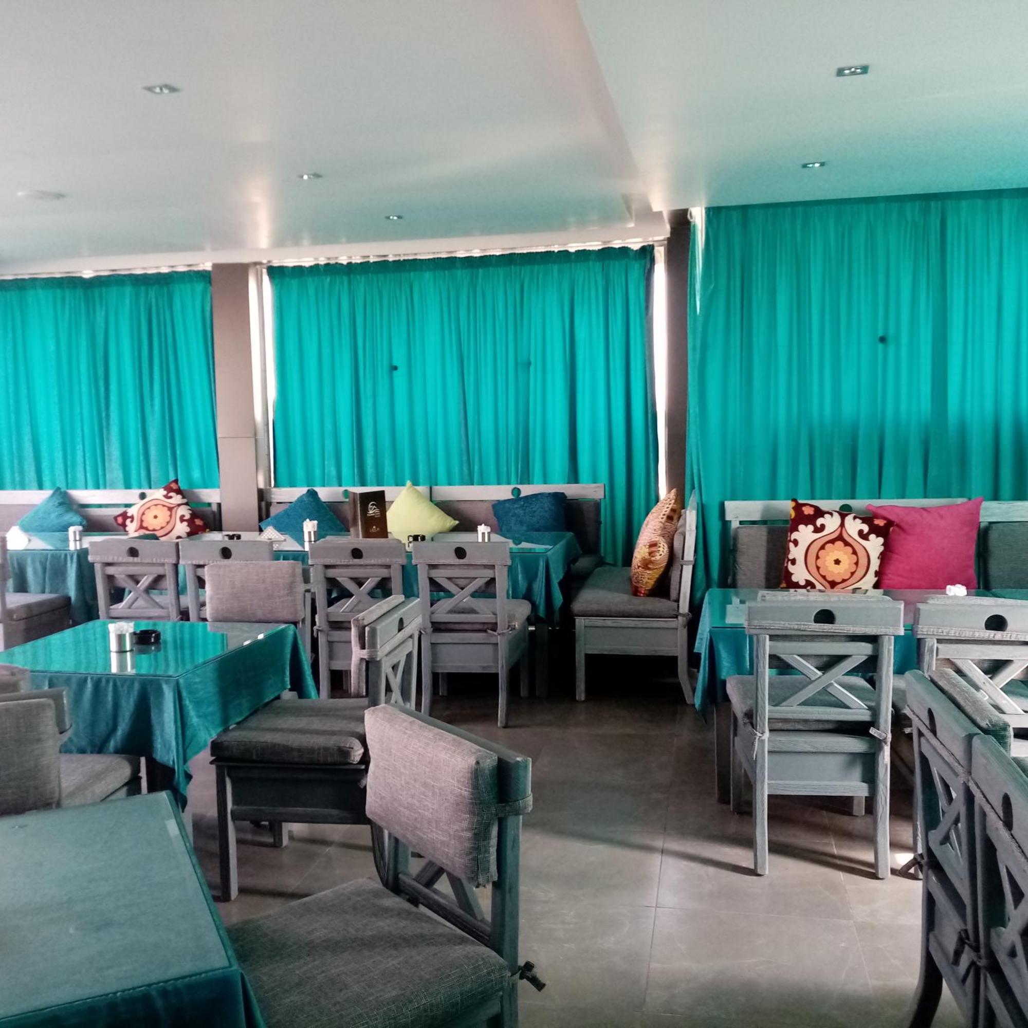 Kafret el-Gabal Pyramids Oasis Hotel מראה חיצוני תמונה